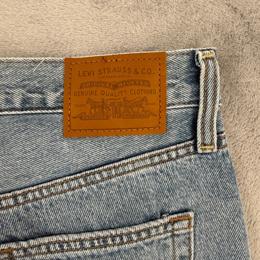 Levis Premium Ribcage Wide Leg Super High Rise Jeans Light Wash Women's 26x32 - Picture 14 of 16